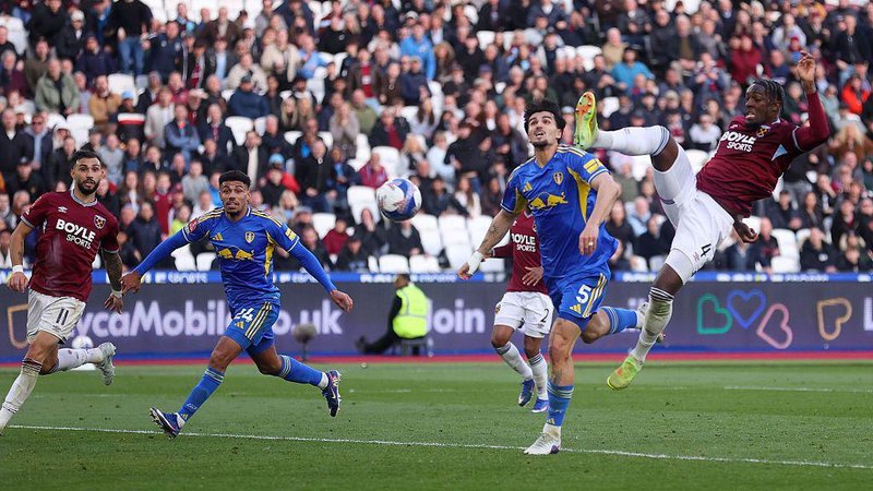 Axel Disasi equalises for West Ham against Leeds in stoppage time