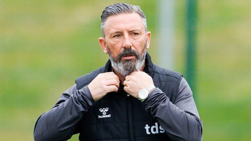 Hearts head coach Derek McInnes