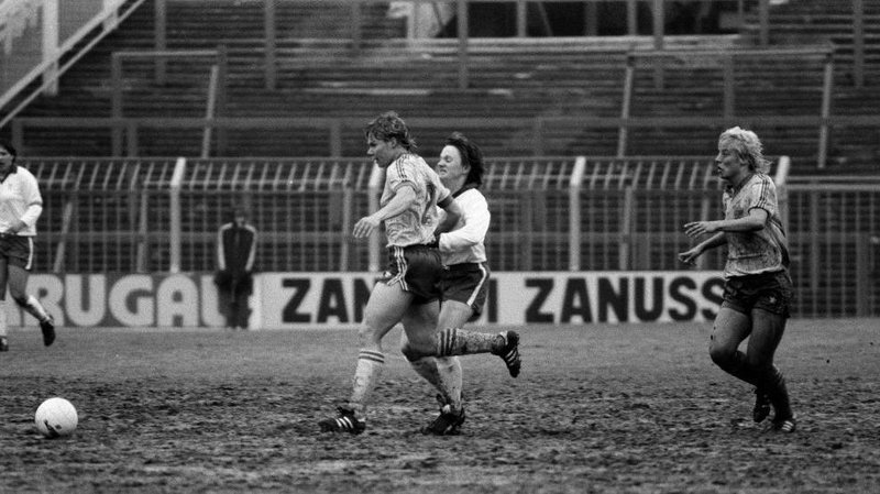 England play Sweden at Kenilworth Road in the second leg of their Women's European Cup final