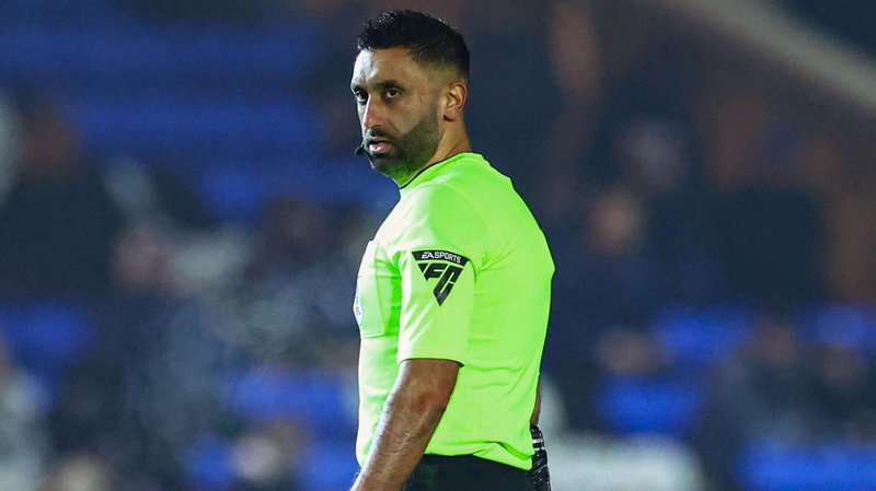 Referee Sunny Singh Gill