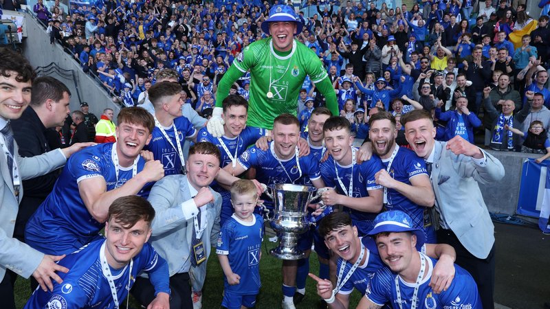 Dungannon Swifts celebrate Irish Cup win