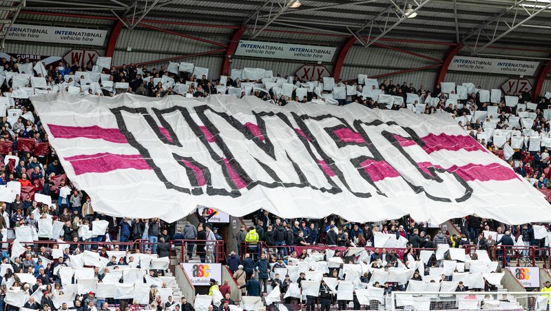 Hearts supporters tifo