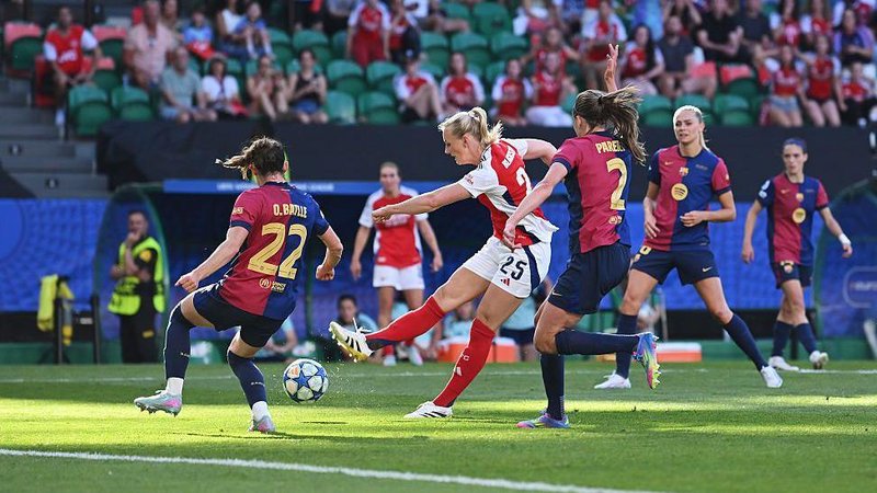 Stina Blackstenius scores against Barcelona in the Champions League final