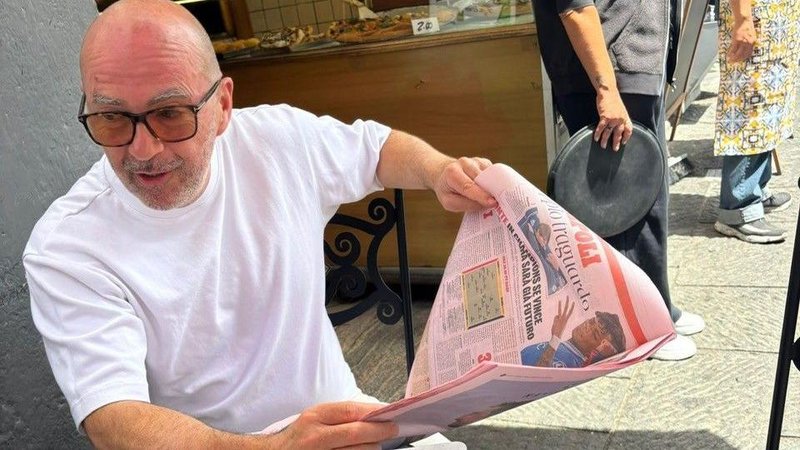 James Richardson in an Italian cafe