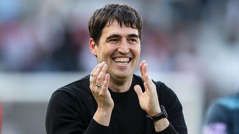 Bournemouth manager Andoni Iraola