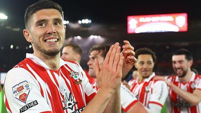 Ross Stewart claps supporters following their play-off triumph against Middlesbrough